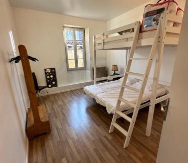Montpezat-de-Quercy Apartment | gite les 3 Terrasses