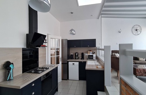 Saint-Marcouf Cottage | Gite Les embruns, the sea at your feet, ideal for 7 people