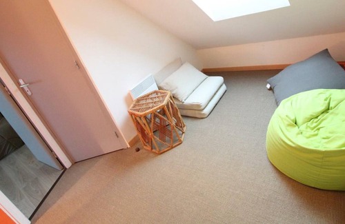 Les Moitiers-d'Allonne Cottage | Gite Les Moitiers-d'Allonne, 2 bedrooms, 3 persons