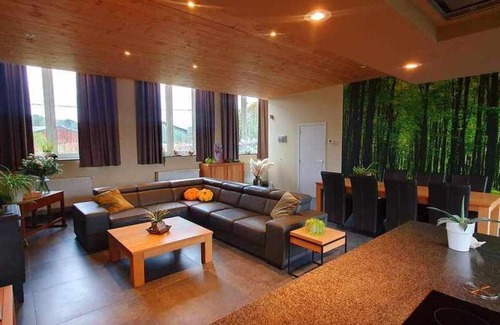 Houyet House | Gite Li School