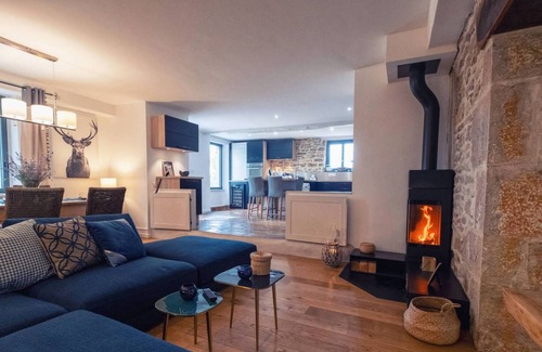 Puycelci Ski Chalet | Gite Mantely - Heated Pool & Nature