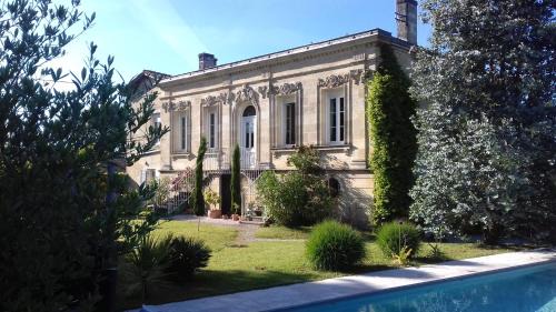 Saint-Loubes House | Gite Pré Février
