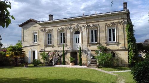 Saint-Loubes House | Gite Pré Février