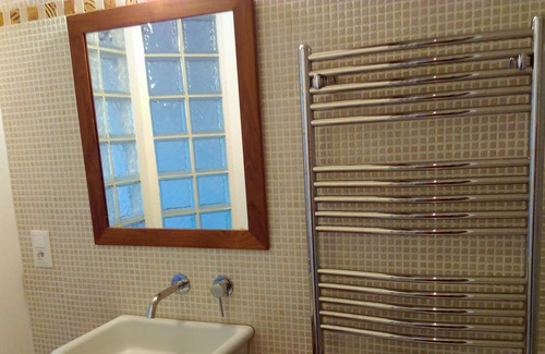 Saint-Jeannet Cottage | Gite the Azur. apartment heart of the village with panoramic view to the sea