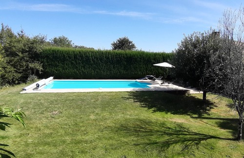 Lussac-Les-Eglises Cottage | Gite with private heated pool in tranquil rural location