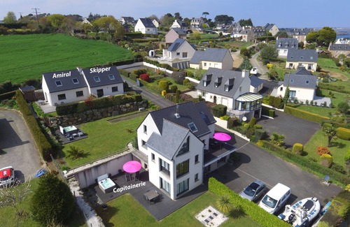 Loguivy House | Gite with SPA in Loguivy of the sea facing the island of Brehat close to Paimp .