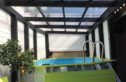 Issel Condo | Gite with swimming pool and private spa