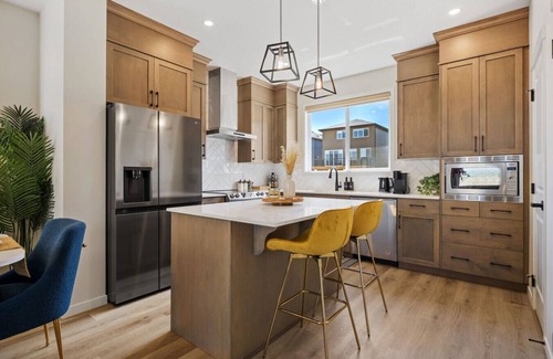 Calgary House | Glacier Ridge Retreat 4BR Home Sleeps 14