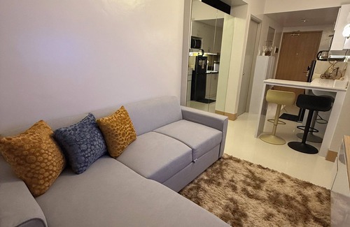 Tambo House | Glamorous 2BR/1Bath/Wifi/Netflix/Heater/Washing/5starBnB