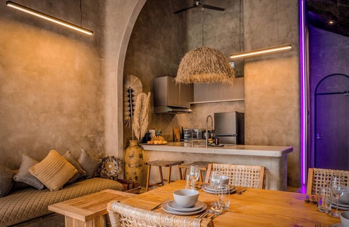 El Nido Villa | Glamorous Pool Villa 1 Bedroom