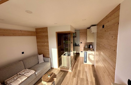 Sencur House | Glamp Desiree with Sauna in Resort Potatoland
