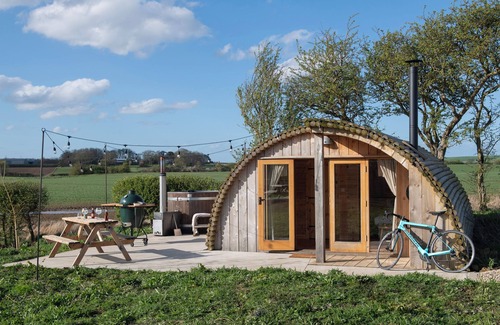 Muston Cottage | Glamping Pod 1 Comfort