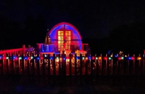 Carlyon House | Glamping Pod in St Austell Sleeps 2 with Spa