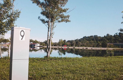 Kipling RV Rental | Glamplyfe in Cambridge: RV Site #3