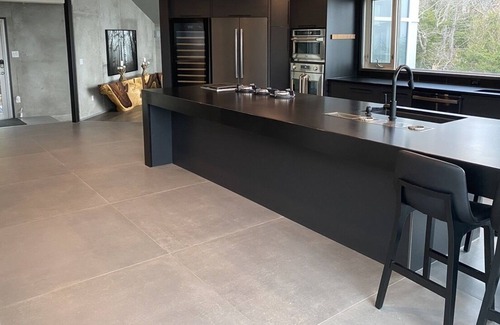 Halifax County House | Glass House on the Ocean