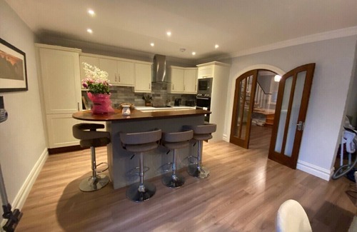 Killarney House | Gleanntan House - Beautiful Killarney townhouse