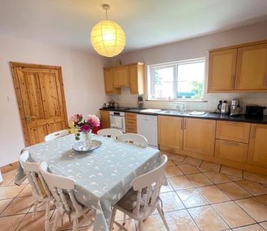 Kinvara House | Glebe cottage