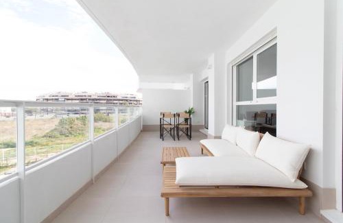 Canet de Berenguer Apartment | Global Properties, Apartamento con terraza y vistas a la piscina en Gran Canet