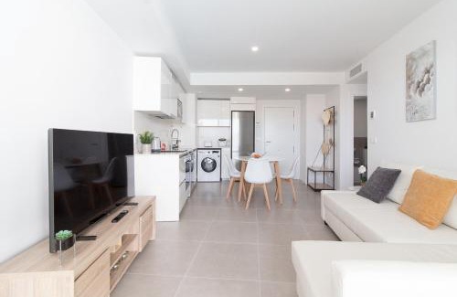 Canet de Berenguer Apartment | Global Properties, Apartamento con terraza y vistas a la piscina en Gran Canet