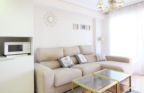 Almarda Apartment | Global Properties, Ático con terraza y piscina en playa Almardá