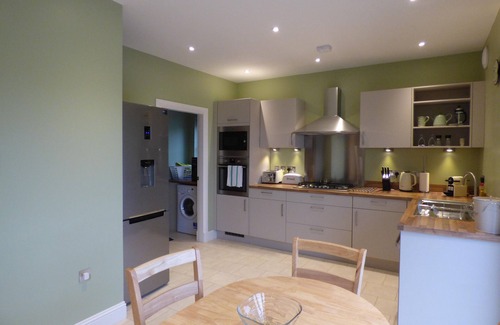 Crieff Cottage | Glorious Gardeners Cottage - Sleeps 4