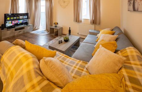 Gloucester House | Gloucester Home Away From Home