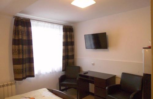 Goldap Bed & Breakfast | Gościniec Nad Jarem