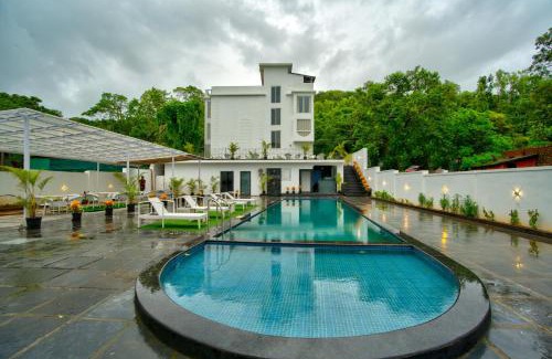 Baga Hotel | Goa Courtyard by the porto Arpora