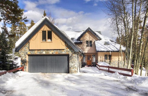 Warrior's Mark West House | Gold King Lodge Home