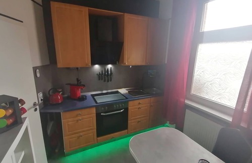 Wittenberge Apartment | -gold Suite- mit Netflix, Self-check-in, Fahrradraum, Wlan, Netflix