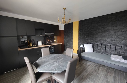 Puttelange-aux-Lacs Apartment | Golden Elegant Apartment
