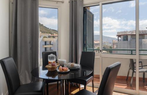 Sao Martinho Apartment | Golden Star AU by An Island Apart