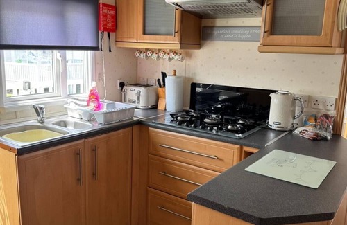 Hunstanton Cabin | Golden Sunset 2 Bedroom Caravan Pets stay Free