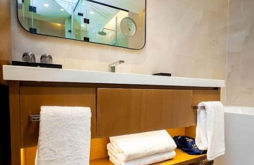 Bandalungwa Hotel | Golden Tulip Kin-Oasis Kinshasa