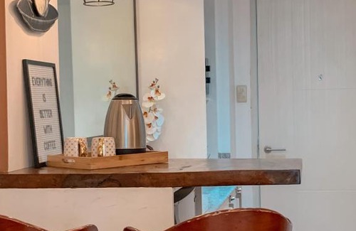 Tagaytay Apartment | GoldenSuites at CoolSuites WindResidences Tagaytay