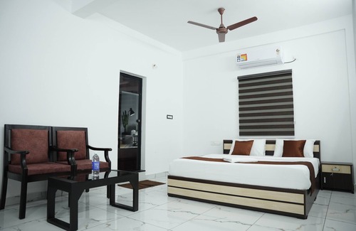 Kakkanad Hotel | Goldsuite