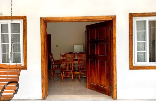 Tryall House | Golf Club 2 mins away - Large 2 Bdrm 1 Bth, Steps to Private beach