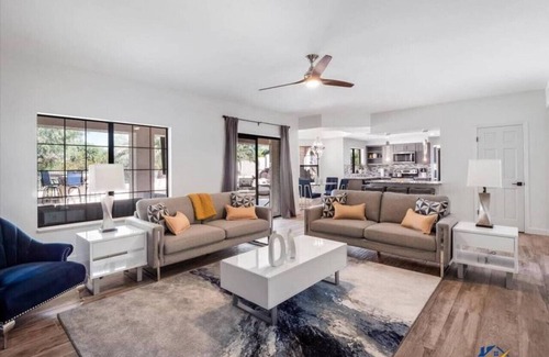 Red Mountain Ranch Apartment | Golf Course Stunning Villa+Shuffleboard+Puttputt+HeatedPool+WaterFeature+PokerTable