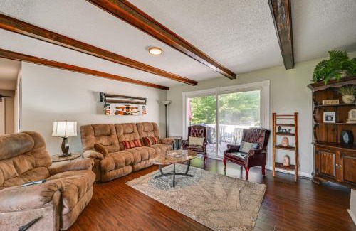 Vine Grove House | Golf Course Views and Games Galore - Vine Grove Gem!