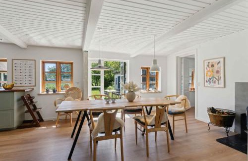 Østerskov House | Golf Holiday In Thatched House Near Langeland