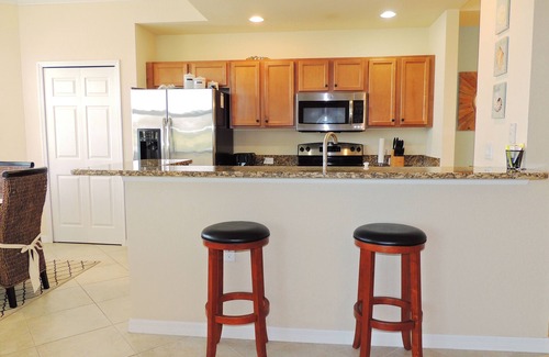 Bradenton Condo | Golf, Lake, Paradise!