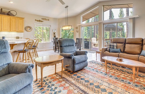 Whitehawk House | Golf & Mountain Views - Retreat in Clio