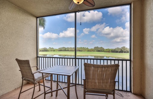 Bradenton Condo | Golfer's Paradise! Golf, Tennis, Swimming, Dining, Shopping & Beaches Close By