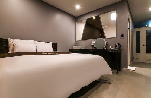 Gongju Hotel | Gongju Maru Hotel