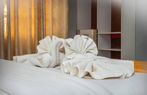 Viwanda Hotel | Good Putt Hotel