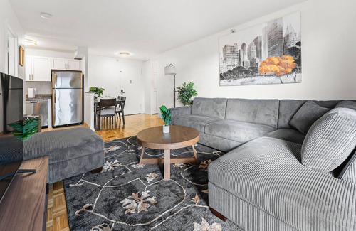 North Brookline Apartment | Gorgeous 2BR Next to BU 6467