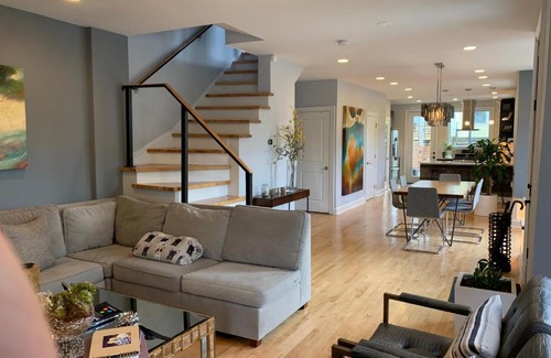 Brightwood Park House | Gorgeous 3BR Colonial House with a Backyard Oasis