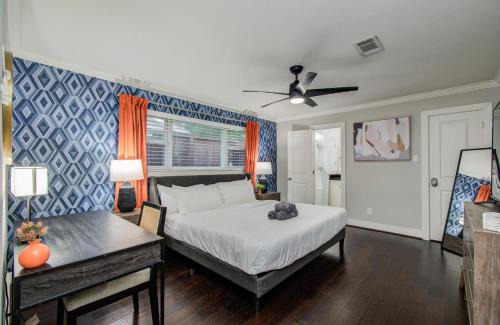 Willow Meadows/Willowbend Area House | Gorgeous and Cozy Houston home w a private Pool