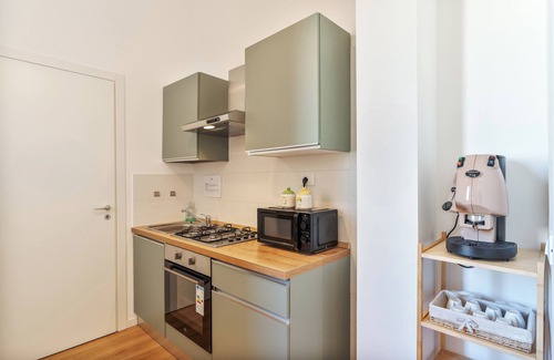 Monte di Pieta Apartment | Gorgeous and Modern Apartment with Cathedral View