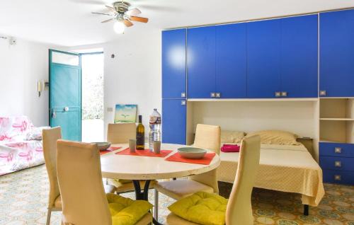 Capaci Apartment | Gorgeous Apartment In Capaci With Wifi